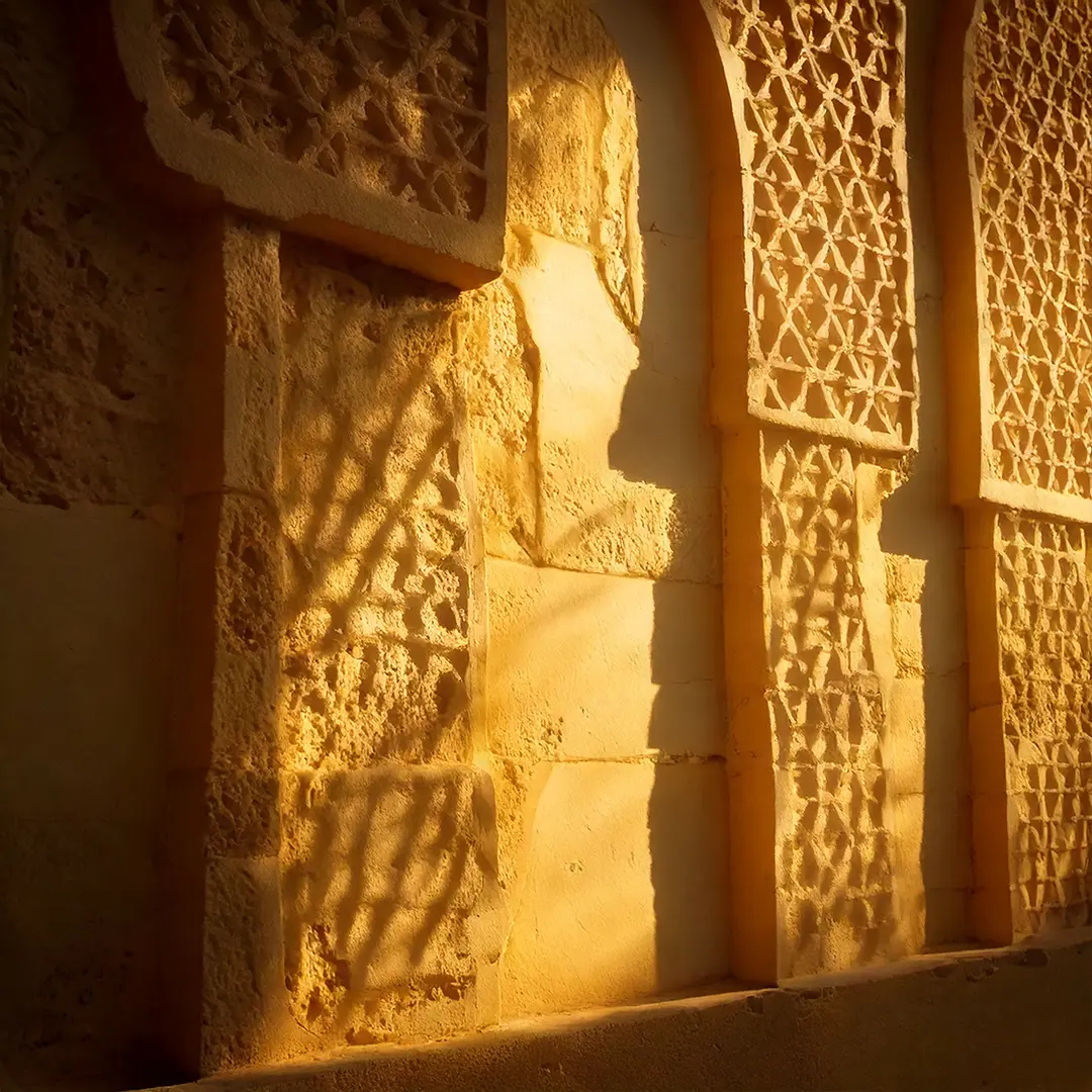 الإِمْسَاكُ على الأَصَابعِ